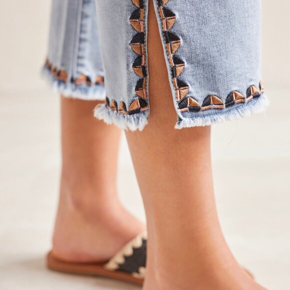 Tribal | Audrey Pull-on w/Slit - Picture 2 of 3